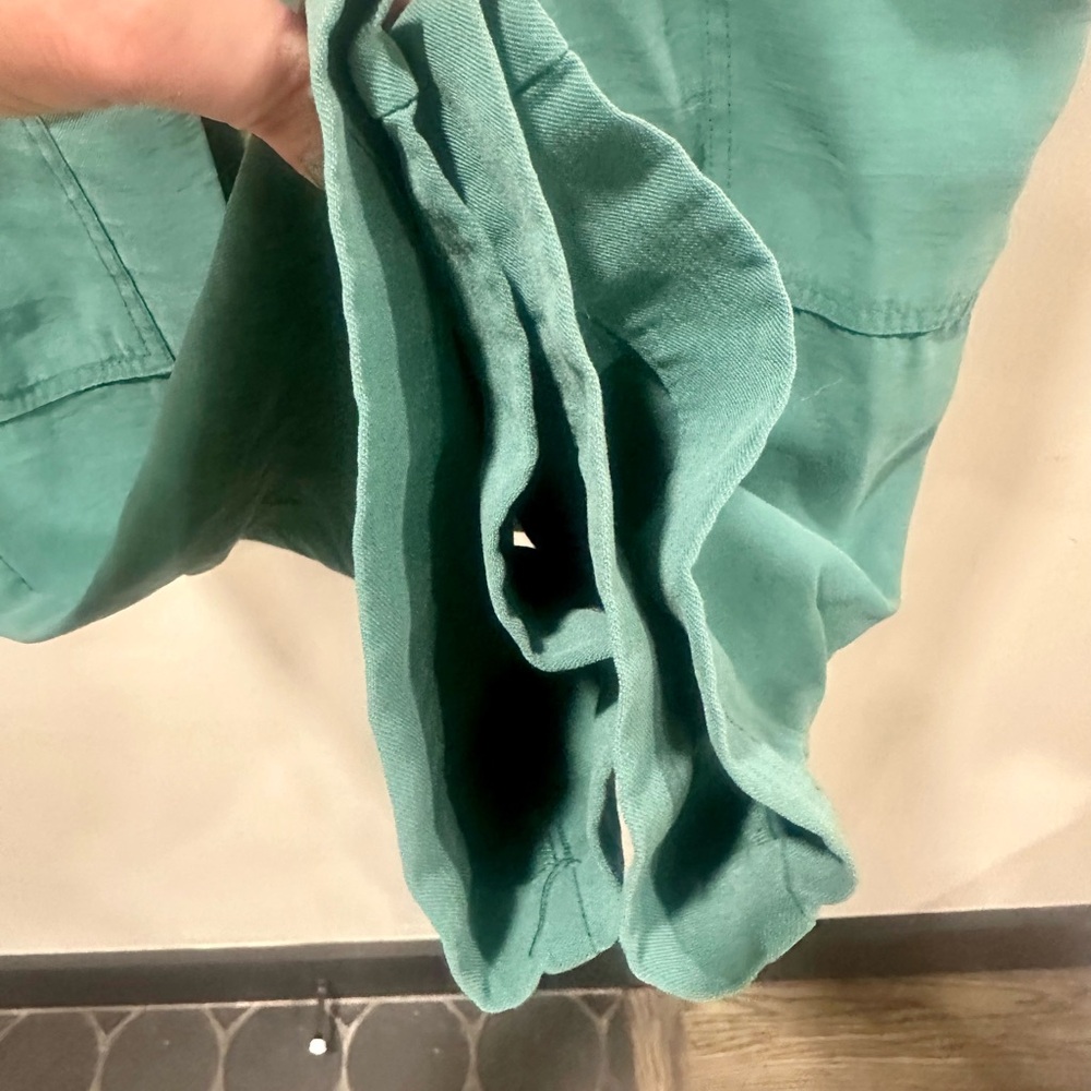 A New Day Women’s Green Cargo Pants Medium - Picture 5 of 8